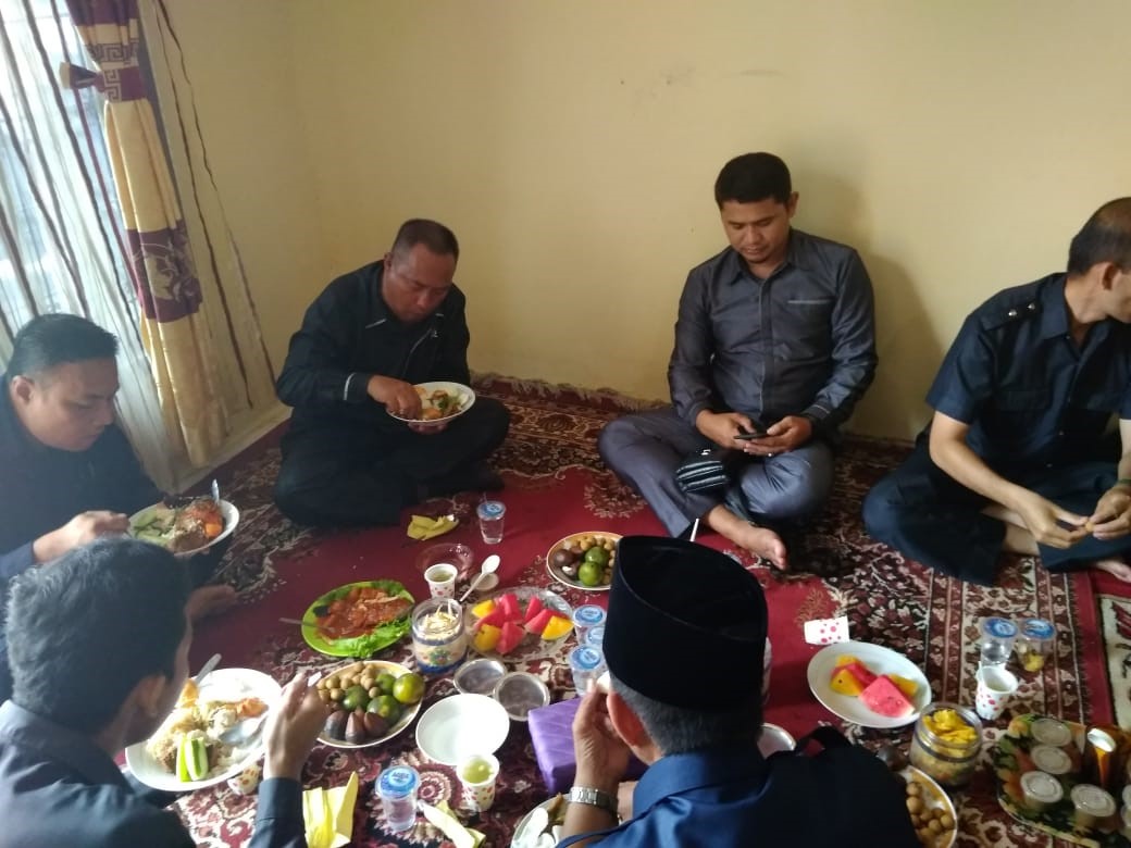 Halal Bi Halal