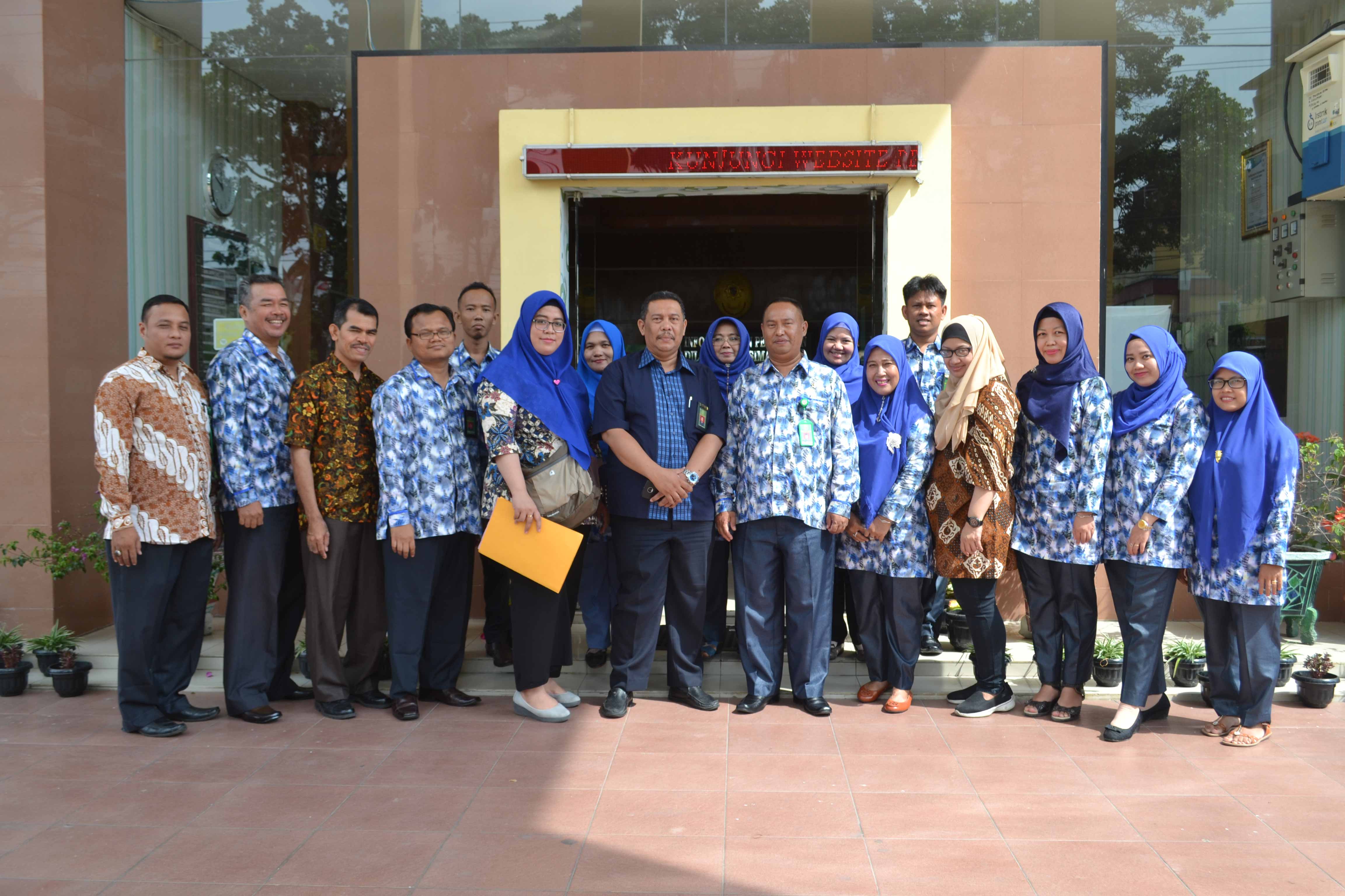 Kunjungan1
