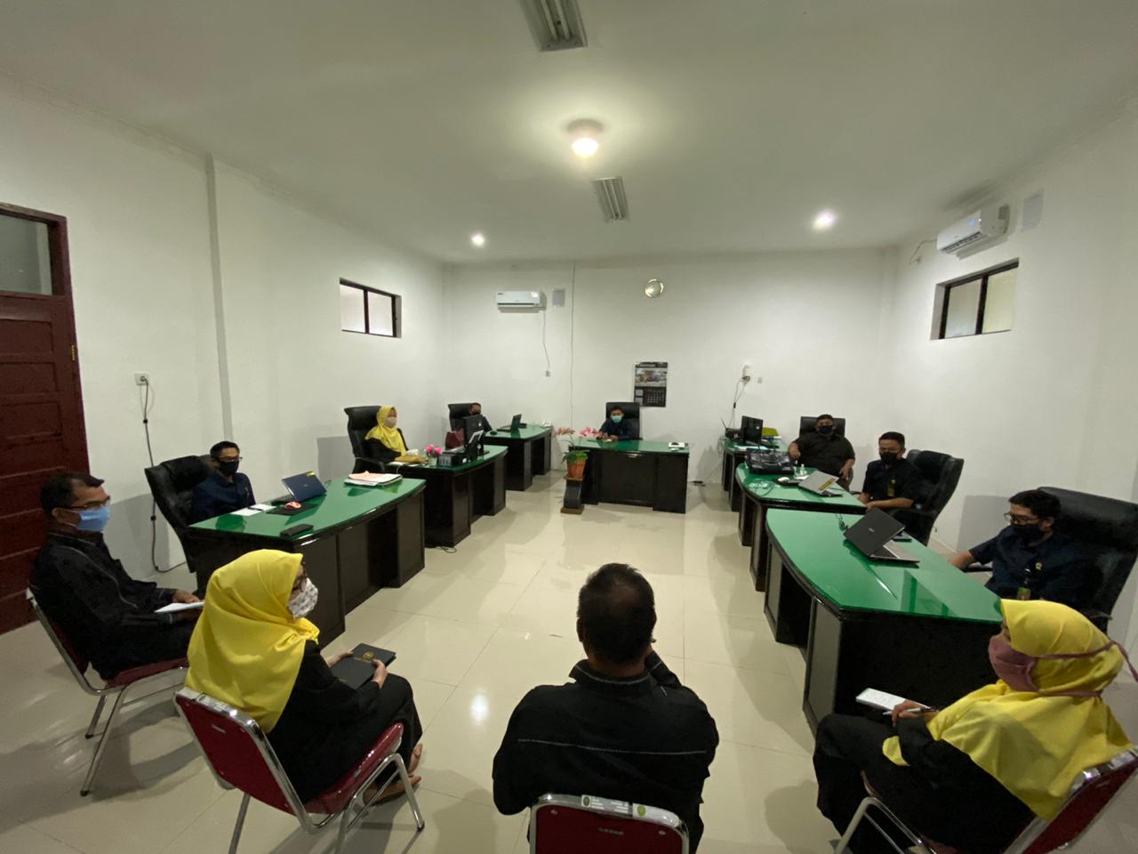 rapat hakim 1